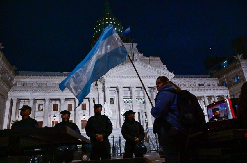  Insatisfacción democrática, cuatro años después…